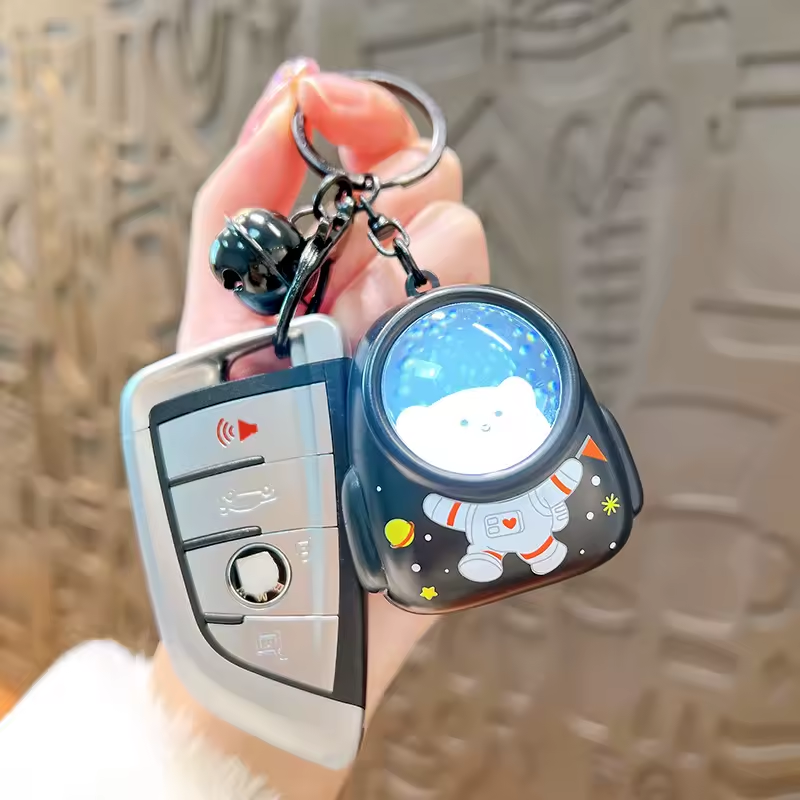 10010000201_2 Bear/Cat Glowing Night Light Keychain Cute Bag Charm