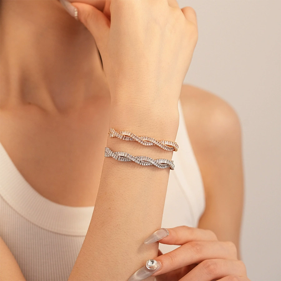 Elegant Luxury Style Zircon Braided Crossover Adjustable Bracelet
