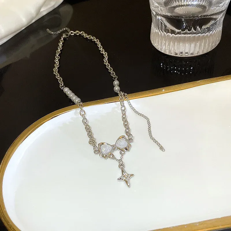Sweet Vintage-Inspired Bow & Star Pearl Pendant Necklace