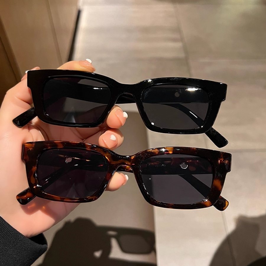 Vintage Small Frame Cat-Eye Sunglasses UV Protection Fashion Eyewear