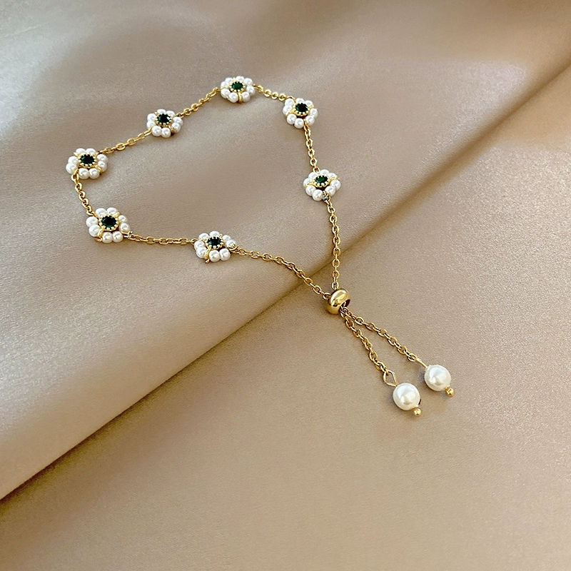 Daisy Flower Mini Pearls & Green Zircon Gold Fine Chain Bracelet