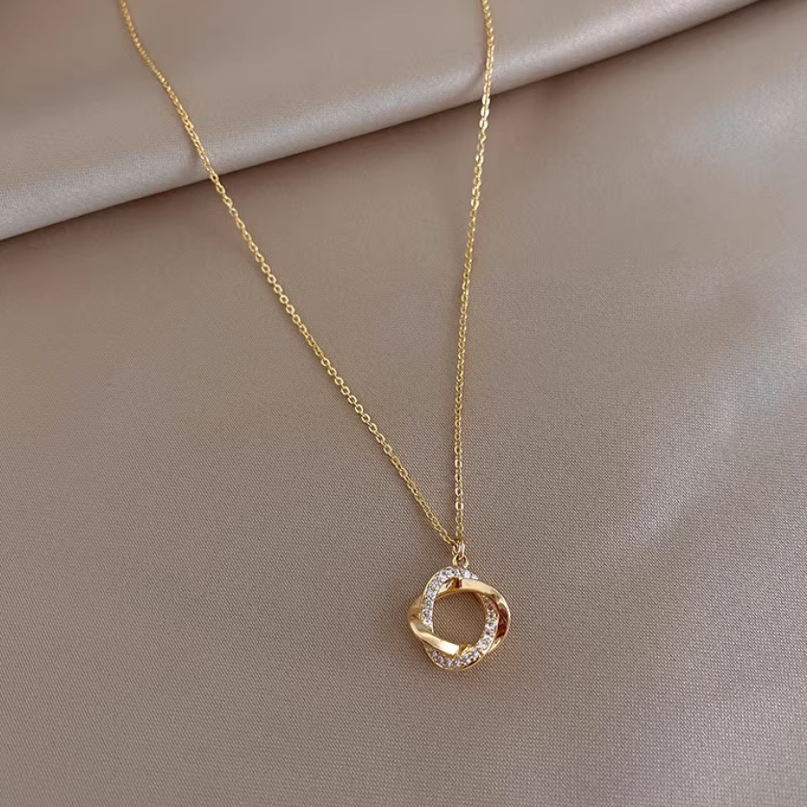 70030000801_1-1.png Gold Interlaced Ring Zircon Pendant Necklace