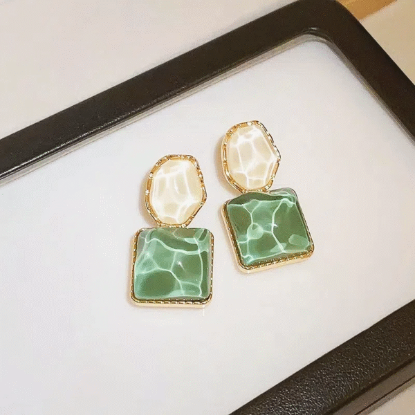 70040001001_1-1.png Translucent Green Resin Dangle Earrings Water Ripple Geometric Drops