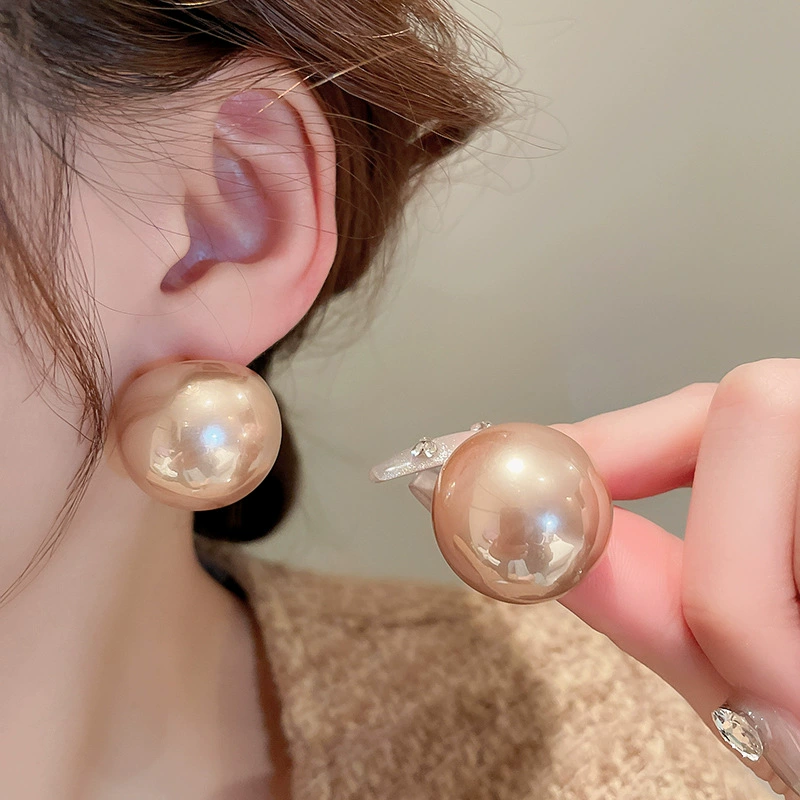 Oversized Pearl Stud Earrings 2.5cm Vintage Statement Pearl Jewelry - Image 3
