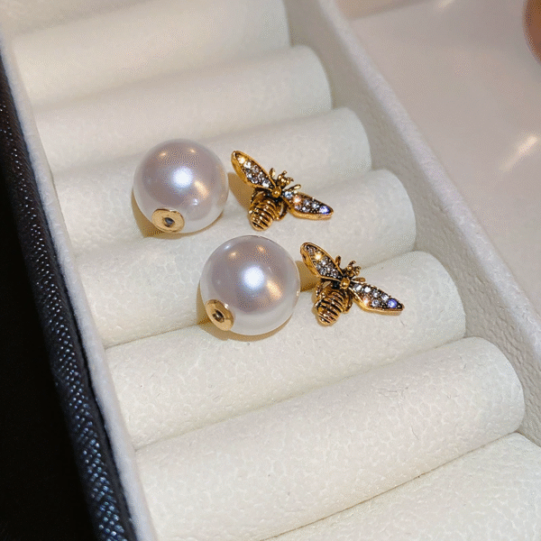 70040001301_1-1.png Reversible Bee Pearl Earrings Two-Way Vintage Rhinestones Studs