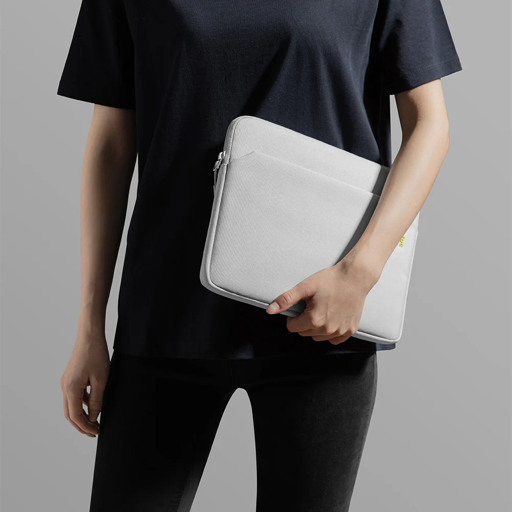 tomtoc Light B18 11-inch iPad Sleeve - Gray - Image 8